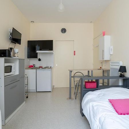 Les Jardins De La Seugne Apartman Jonzac Kültér fotó